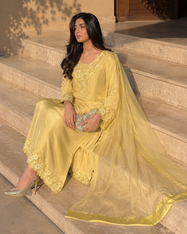 Lemon Aurelia Tussle Silk Set